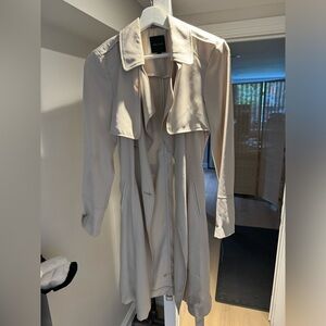 Light trench coat